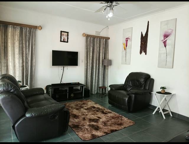 4 BEDROOM HOUSE FOR SALE IN NORKEM PARK